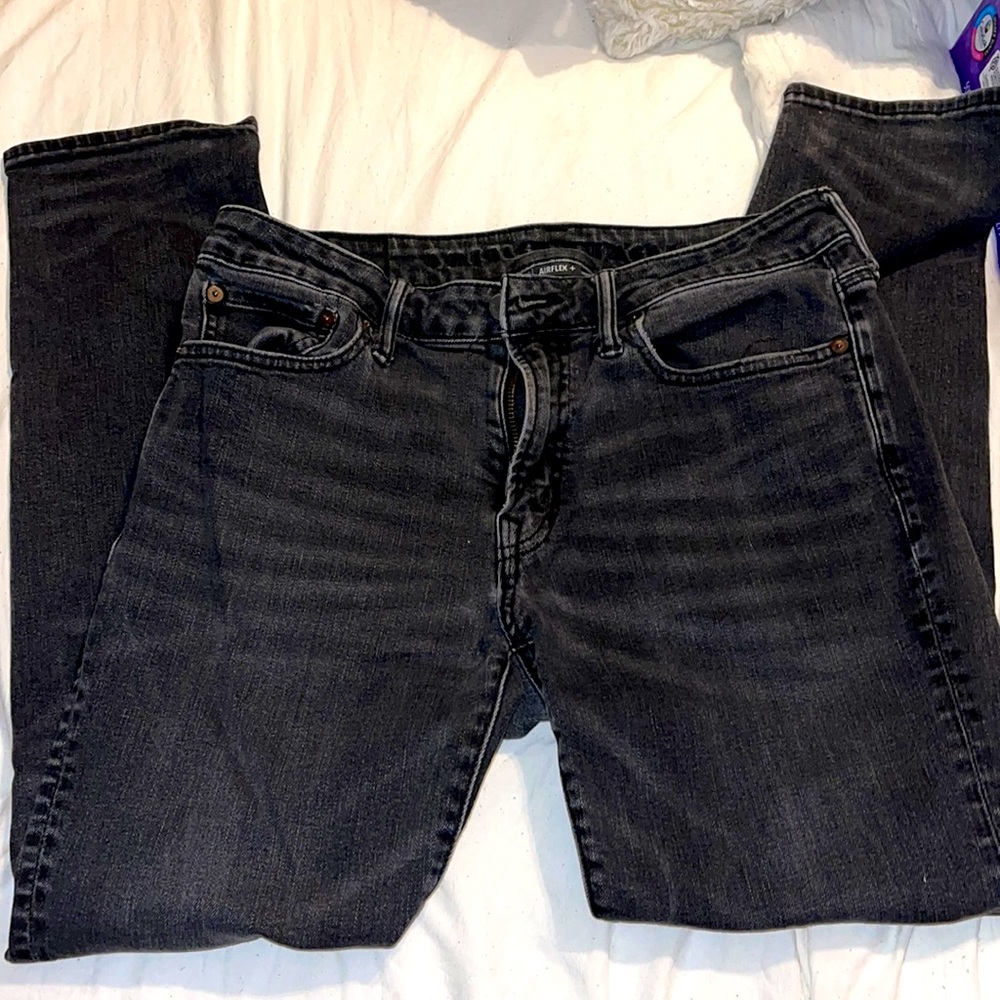 AMERICAN EAGLE BLACK AIRFLEX JEANS
